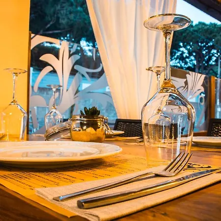 Arohaz Hotel & Restaurante Zahora
