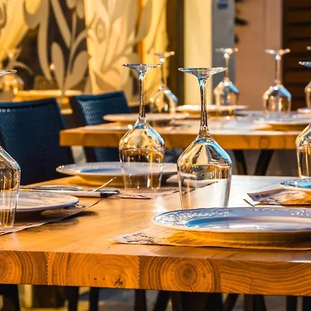 فندق Arohaz & Restaurante زاهورا