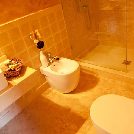 Arohaz & Restaurante 2*