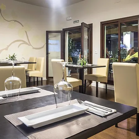 Arohaz Hotel&restaurante