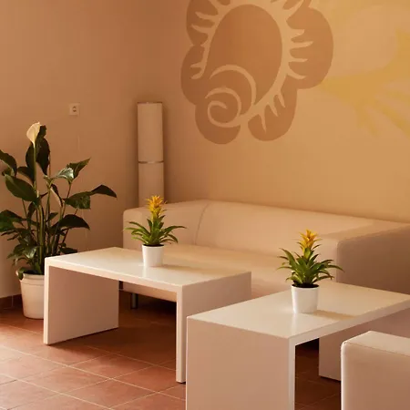 Arohaz Hotel & Restaurante Zahora