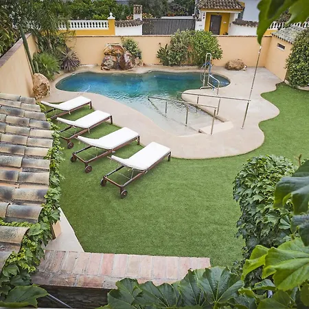 Arohaz & Restaurante زاهورا