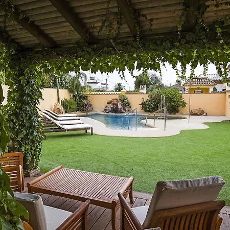 Arohaz Hotel & Restaurante 2* Zahora
